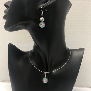 Handcrafted earrings with matching pendant